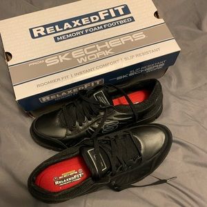 Sketchers non-slip sneakers size 11